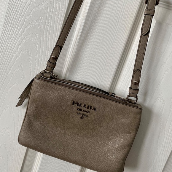 SOLD Authentic Leather Prada Crossbody  Grey (Argilla) Double Zip Phenix Bag - Picture 8 of 9